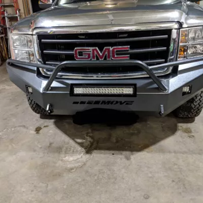 GMC 1500 2007.5-2013 with CLASSIC FRONT W.I.Y.KIT STANDARD installed