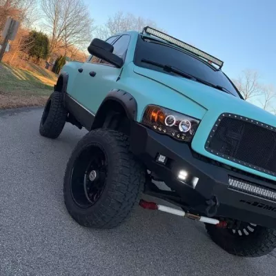 DODGE 2500-3500 2003-2005 with CLASSIC FRONT W.I.Y.KIT STANDARD installed