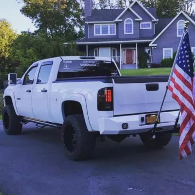 CHEVY 2500-3500HD 2007.5-2010 with CLASSIC REAR W.I.Y.KIT STANDARD installed