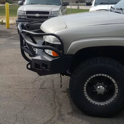 CHEVY SUBURBAN 2500 2000-2006 with CLASSIC FRONT Weld It Yourself Offroad installed