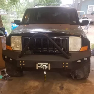 JEEP COMMANDER 2005-2010 with CLASSIC FRONT Weld It Yourself STANDARD installed