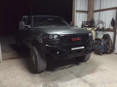 GMC 2500-3500HD 1999-2002 with CLASSIC FRONT W.I.Y.KIT OFFROAD installed