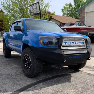 TOYOTA TACOMA 2005-2011 with CLASSIC FRONT Weld It Yourself STANDARD installed