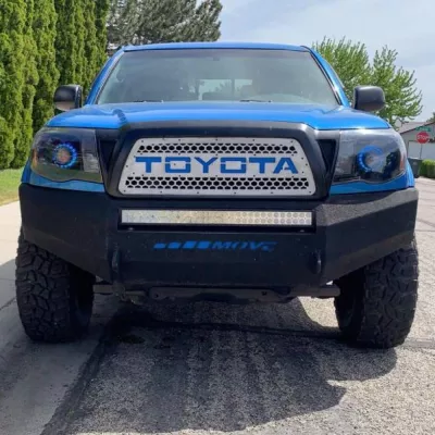 TOYOTA TACOMA 2005-2011 with CLASSIC FRONT W.I.Y.KIT STANDARD installed