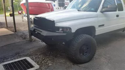 DODGE 2500-3500 1994-2002 with CLASSIC FRONT W.I.Y.KIT STANDARD installed