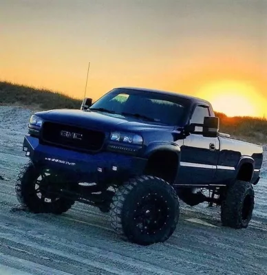 GMC 2500-3500HD 1999-2002 with CLASSIC FRONT W.I.Y.KIT STANDARD installed