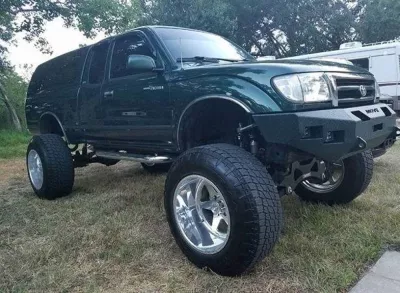 TOYOTA TACOMA 1995-2004 with CLASSIC FRONT Weld It Yourself Offroad installed