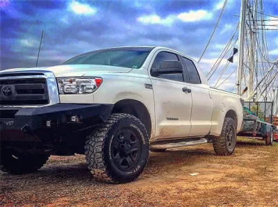 TOYOTA TUNDRA 2007-2013 with CLASSIC FRONT Weld It Yourself STANDARD installed