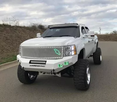 CHEVY 1500 2007.5-2013 with CLASSIC FRONT Weld It Yourself STANDARD installed