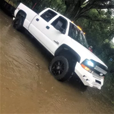 CHEVY 2500-3500HD 1999-2002 with CLASSIC FRONT Weld It Yourself STANDARD installed