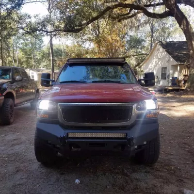 GMC 2500-3500HD 2003-2007 with CLASSIC FRONT W.I.Y.KIT STANDARD installed