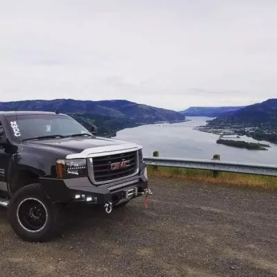 GMC 2500-3500HD 2007.5-2010 with CLASSIC FRONT W.I.Y.KIT OFFROAD installed