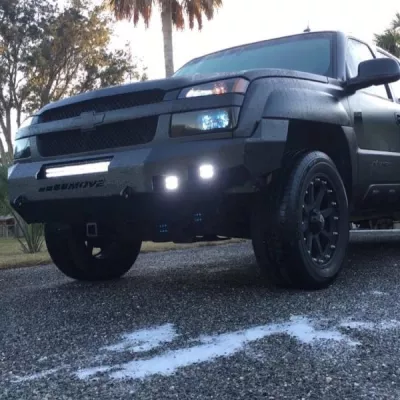 CHEVY AVALANCHE 1500 WITH CLAD 2000-2006 with CLASSIC FRONT Weld It Yourself STANDARD installed