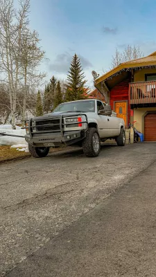 CHEVY 2500-3500HD 1988-1998 with CLASSIC FRONT W.I.Y.KIT STANDARD installed