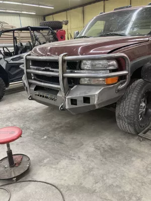 CHEVY 2500-3500HD 1999-2002 with CLASSIC FRONT Weld It Yourself STANDARD installed
