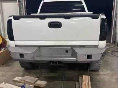 CHEVY 2500-3500HD 2003-2007 with CLASSIC REAR Weld It Yourself STANDARD installed