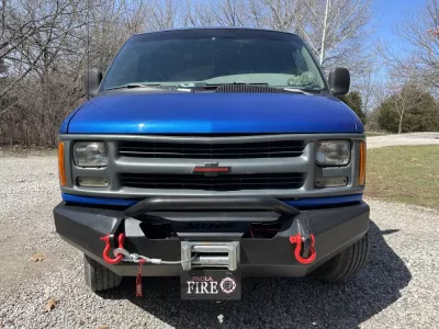 CHEVY EXPRESS VAN 1995-2002 with CLASSIC FRONT Weld It Yourself Offroad installed