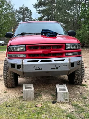 CHEVY S-SERIES BLAZER 1995-2005 with CLASSIC FRONT Weld It Yourself STANDARD installed