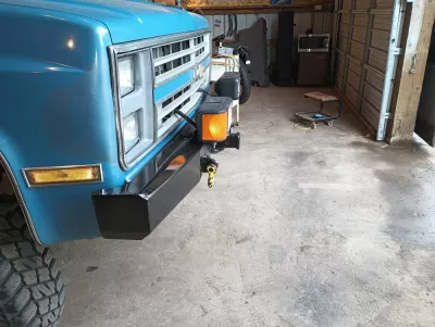 CHEVY SUBURBAN 1500 1973-1980 with HERITAGE FRONT Weld It Yourself STANDARD installed