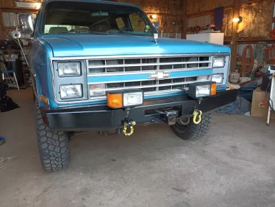 CHEVY SUBURBAN 1500 1973-1980 with HERITAGE FRONT Weld It Yourself STANDARD installed