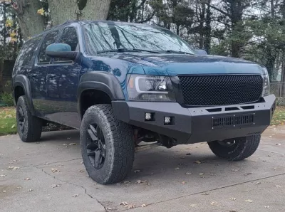 CHEVY SUBURBAN 1500 2007-2014 with CLASSIC FRONT PREFABRICATED STANDARD installed