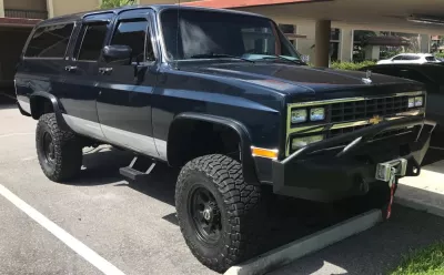 CHEVY SUBURBAN 2500 1973-1980 with CLASSIC FRONT W.I.Y.KIT OFFROAD installed