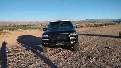 CHEVY SUBURBAN 2500 2000-2006 with CLASSIC FRONT W.I.Y.KIT OFFROAD installed
