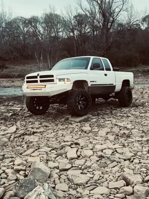 DODGE 1500 1994-2001 with CLASSIC FRONT W.I.Y.KIT STANDARD installed