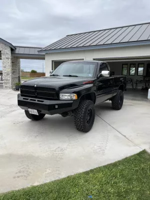 DODGE 1500 1994-2001 with CLASSIC FRONT W.I.Y.KIT STANDARD installed