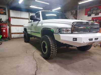 DODGE 1500 1994-2001 with CLASSIC FRONT W.I.Y.KIT STANDARD installed