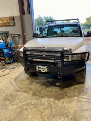 DODGE 2500-3500 1994-2002 with CLASSIC FRONT W.I.Y.KIT OFFROAD installed