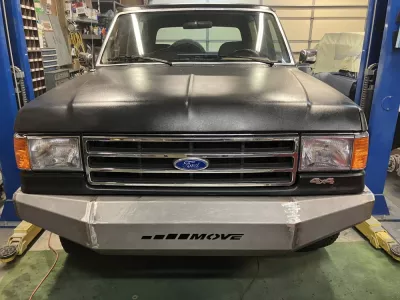 FORD BRONCO 1987-1991 with CLASSIC FRONT W.I.Y.KIT STANDARD installed