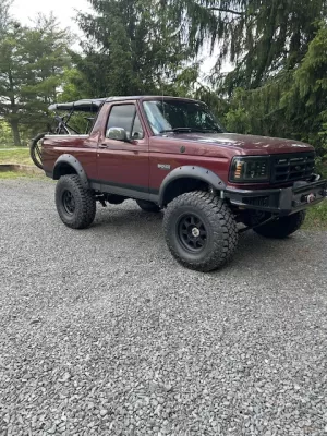 FORD BRONCO 1992-1996 with EMBARK FRONT Weld It Yourself Offroad installed