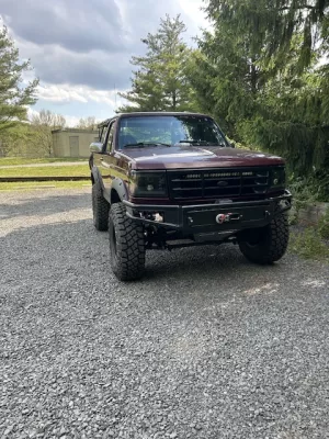 Ford bronco 1992-1996 with a embark front weld it yourself bumper kit