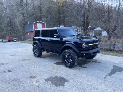 FORD BRONCO 2021-2023 with PRECISION FRONT W.I.Y.KIT STANDARD installed