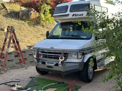 FORD E-SERIES VAN 1992-2007 with CLASSIC FRONT W.I.Y.KIT OFFROAD installed