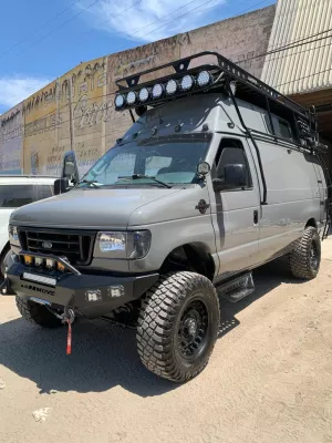 FORD E-SERIES VAN 1992-2007 with CLASSIC FRONT W.I.Y.KIT STANDARD installed