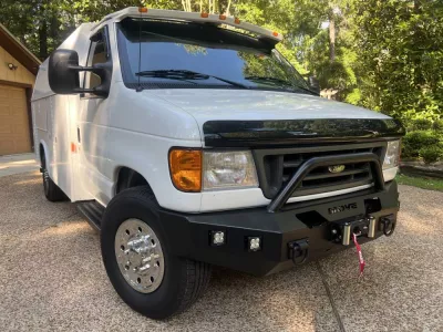 FORD E-SERIES VAN 1992-2007 with CLASSIC FRONT W.I.Y.KIT OFFROAD installed