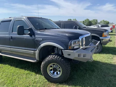 FORD EXCURSION 1999-2004 with CLASSIC FRONT Weld It Yourself STANDARD installed