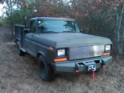 FORD F250-350 1973-1979 with CLASSIC FRONT Weld It Yourself Offroad installed