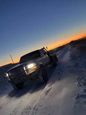 FORD F250-350 1992-1998 with CLASSIC FRONT Weld It Yourself STANDARD installed