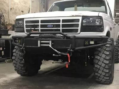 FORD F250-350 1992-1998 with EMBARK FRONT W.I.Y.KIT OFFROAD installed