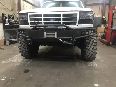 FORD F250-350 1992-1998 with EMBARK FRONT W.I.Y.KIT OFFROAD installed