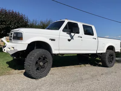 FORD F250-350 1992-1998 with CLASSIC FRONT Weld It Yourself Offroad installed