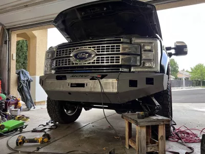 FORD F250-350 2017-2019 with CLASSIC FRONT W.I.Y.KIT OFFROAD installed