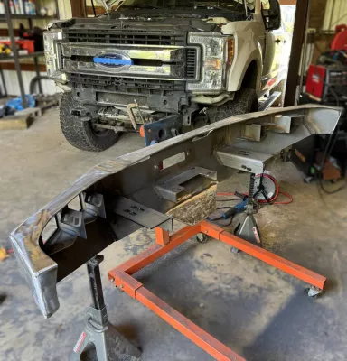 FORD F250-350 2017-2019 with CLASSIC FRONT W.I.Y.KIT OFFROAD installed