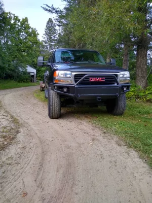 GMC 1500 1999-2002 with EMBARK FRONT W.I.Y.KIT STANDARD installed