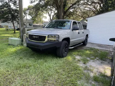 GMC 1500 2003-2007 with CLASSIC FRONT W.I.Y.KIT STANDARD installed