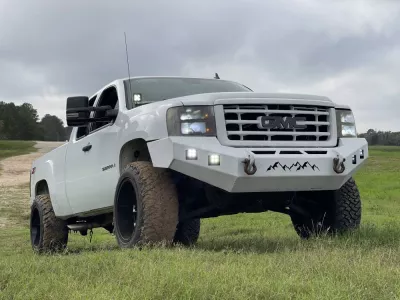 GMC 1500 2007.5-2013 with CLASSIC FRONT W.I.Y.KIT STANDARD installed