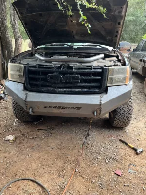 GMC 1500 2007.5-2013 with CLASSIC FRONT W.I.Y.KIT STANDARD installed